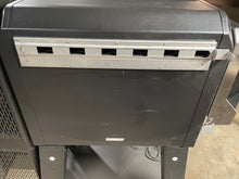 Load image into Gallery viewer, XT Rear Vent Slide