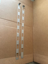 Load image into Gallery viewer, 1050 Rear Vent Slide