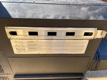 Load image into Gallery viewer, 560 Rear Vent Slide