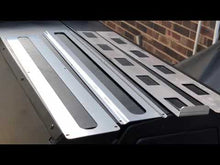 Load and play video in Gallery viewer, 560 Rear Vent Slide