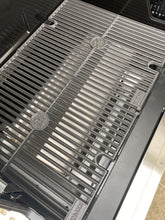 Load image into Gallery viewer, 560/600 Hybrid Manifold Cover/Waterpan